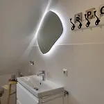 Dhh 